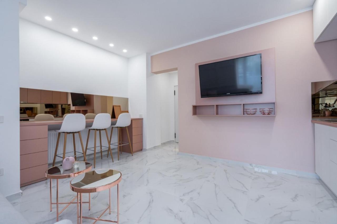 Fantastic City Center Apartment Bukarest Exterior foto